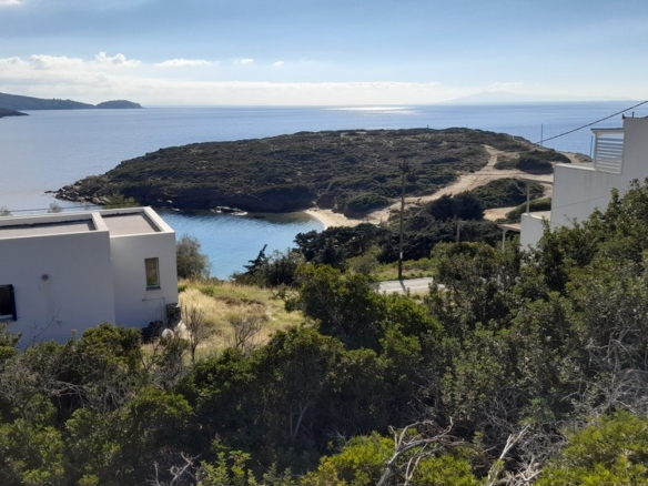 Μπατσί. Οικόπεδο 794 τ.μ. με εξαιρετική θέα