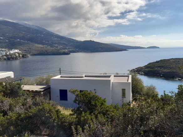 Μπατσί. Οικόπεδο 794 τ.μ. με εξαιρετική θέα