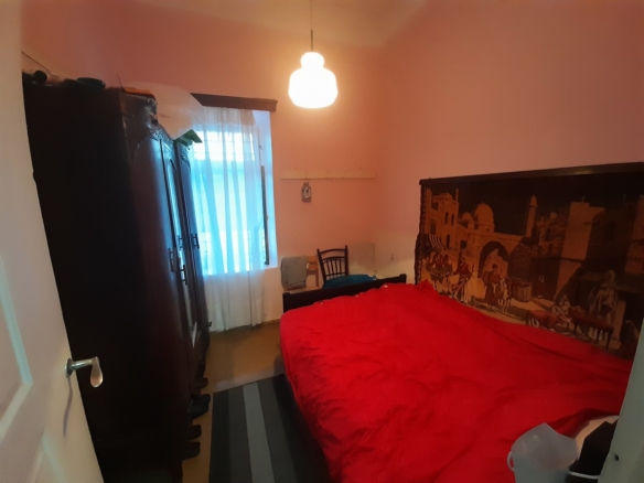ΣΤΕΝΙΕΣ. Διώροφη κατοικία 120 m2 σε οικόπεδο 293 m2
