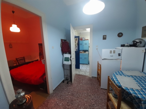 ΣΤΕΝΙΕΣ. Διώροφη κατοικία 120 m2 σε οικόπεδο 293 m2