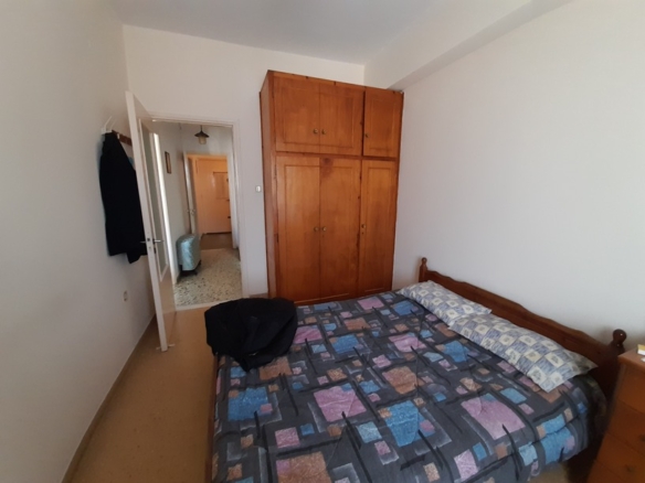 Chora Andros-Central pedestrian street: Apartment 69 m2, 2nd-floor
