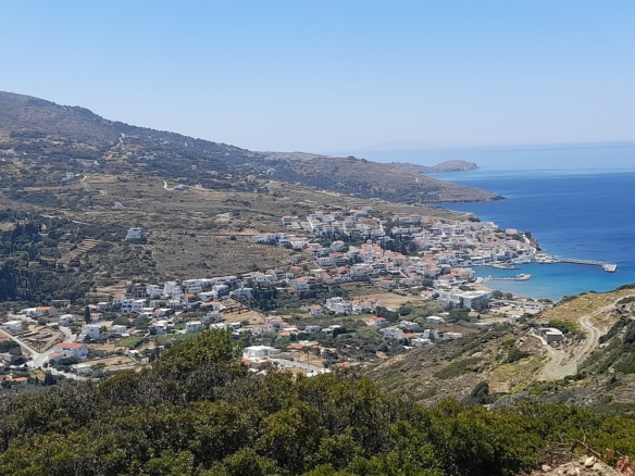 Μπατσί / Ξυλοκαρύδα: 6.943 m2 με κατοικία στα μπετά 145,81 m2 με απεριόριστη θέα θάλασσα.