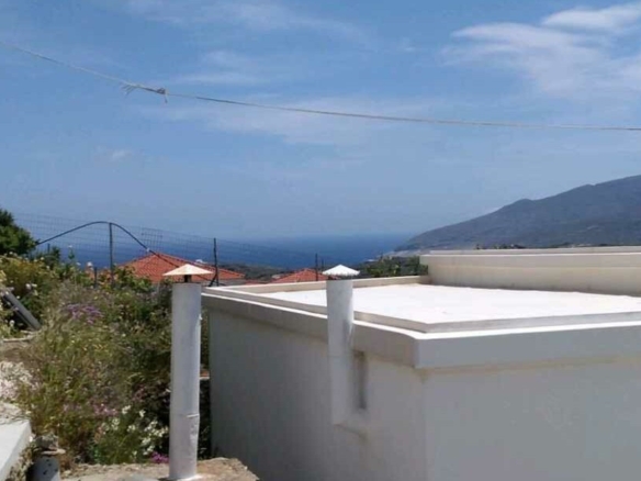 ΣΤΕΝΙΕΣ. Διώροφη κατοικία 120 m2 σε οικόπεδο 293 m2