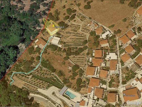ΣΤΕΝΙΕΣ. Διώροφη κατοικία 120 m2 σε οικόπεδο 293 m2