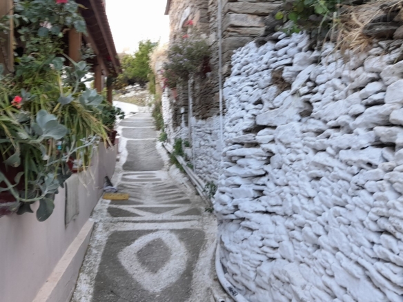 Πέτρινη παραδοσιακή κατοικία 131 τ.μ.