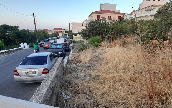Προνομιακό οικοδομήσιμο οικόπεδο 139 m2 στην Χώρα Άνδρου.