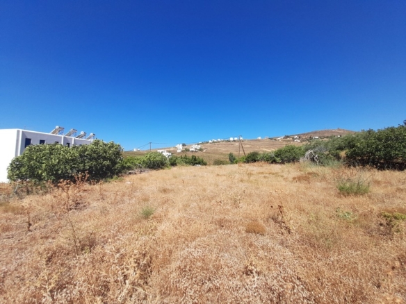 Κάτω Άγιος Πέτρος. Οικόπεδο εμβαδού 1862 m2