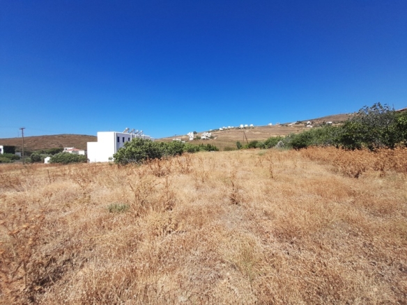 Κάτω Άγιος Πέτρος. Οικόπεδο εμβαδού 1862 m2