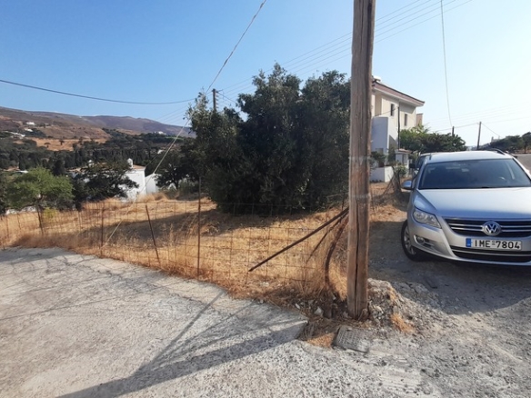 Chora Andros: Plot 474 m2 in a privellege location.