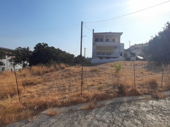 Chora Andros: Plot 474 m2 in a privellege location.