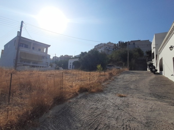 Chora Andros: Plot 474 m2 in a privellege location.