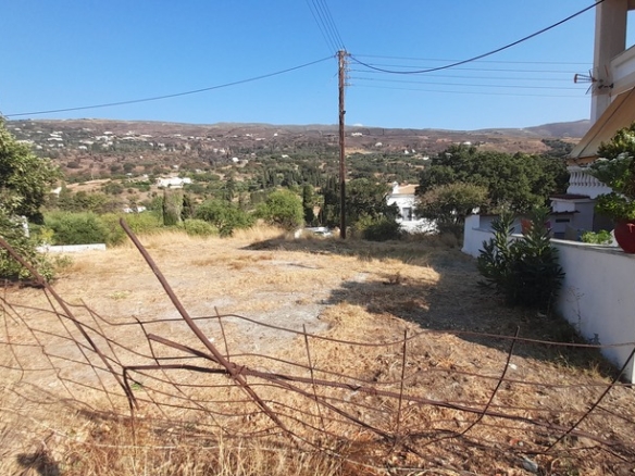 Chora Andros: Plot 474 m2 in a privellege location.