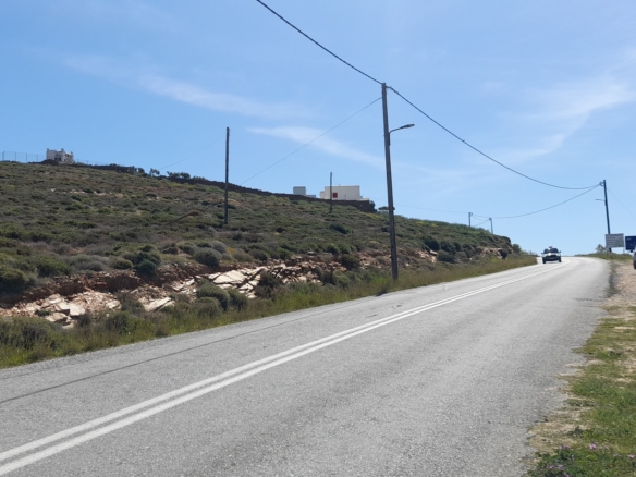 Γαύριο-Λιόπεσι. Τα καλύτερα 24.890 τ.μ. που φθάνουν μέχρι τη θάλασσα.