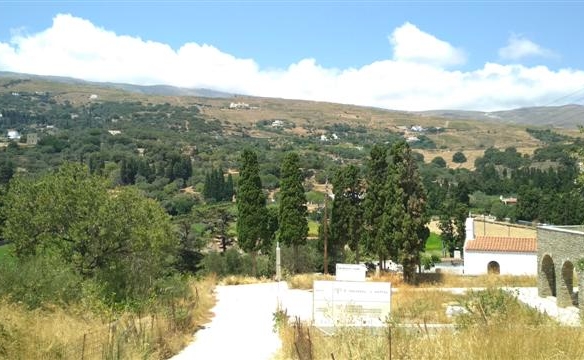 Chora Andros: Plot 474 m2 in a privellege location.