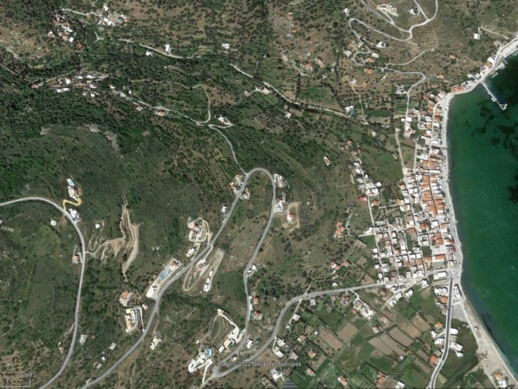Κόρθι. Όρμος Κορθίου. Αγροτεμάχιο 4.520 τ.μ. με ωραία θέα στη θάλασσα και στον Όρμο.