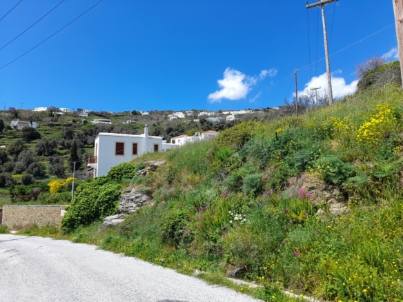 Land 1850.32 m2 buildable with a nice far sea view