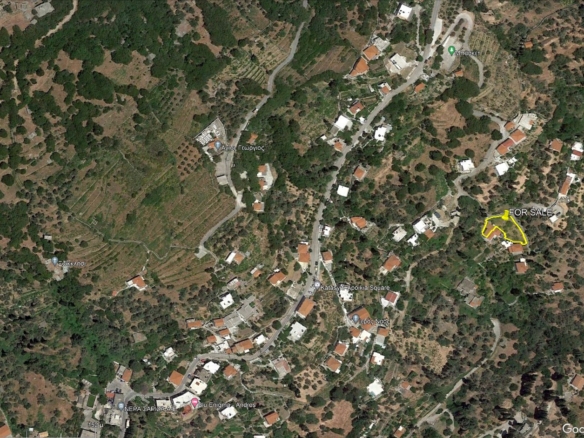 Andros-Apikia. House 280.49 m2 on 835.44 m2 land, with irrigation water, cistern and seaview.