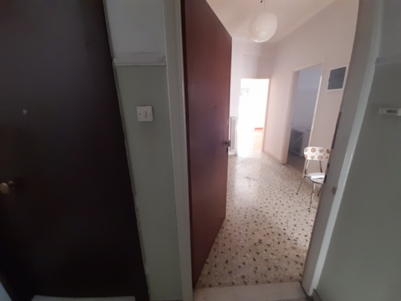 Διαμέρισμα 49,10 m2 Β-ορόφου, Μομφεράτου 65, Γκύζη, Αθήνα.