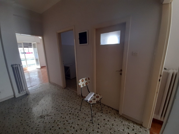 Διαμέρισμα 49,10 m2 Β-ορόφου, Μομφεράτου 65, Γκύζη, Αθήνα.