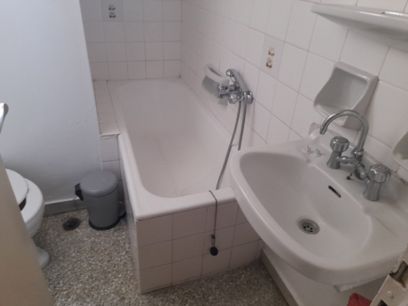 Διαμέρισμα 49,10 m2 Β-ορόφου, Μομφεράτου 65, Γκύζη, Αθήνα.