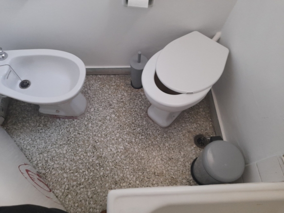 Διαμέρισμα 49,10 m2 Β-ορόφου, Μομφεράτου 65, Γκύζη, Αθήνα.