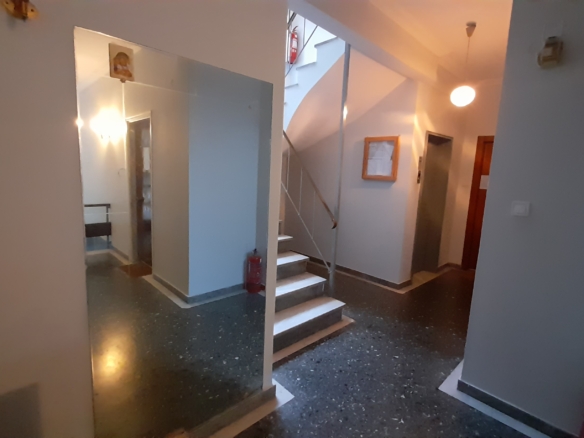Athens. Apartment of 73 sq.m. in the first floor