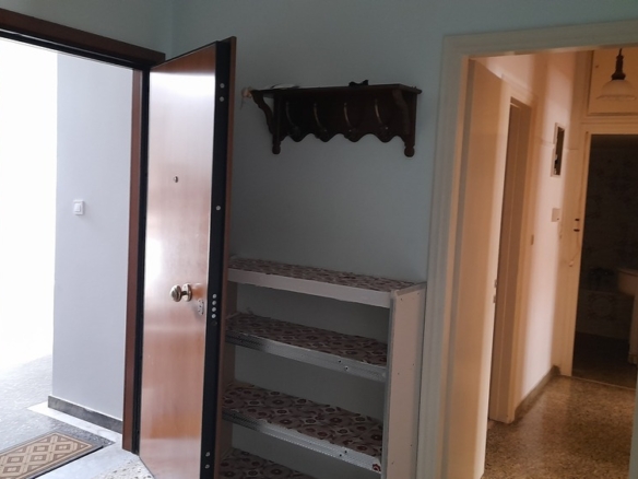 Athens. Apartment of 73 sq.m. in the first floor
