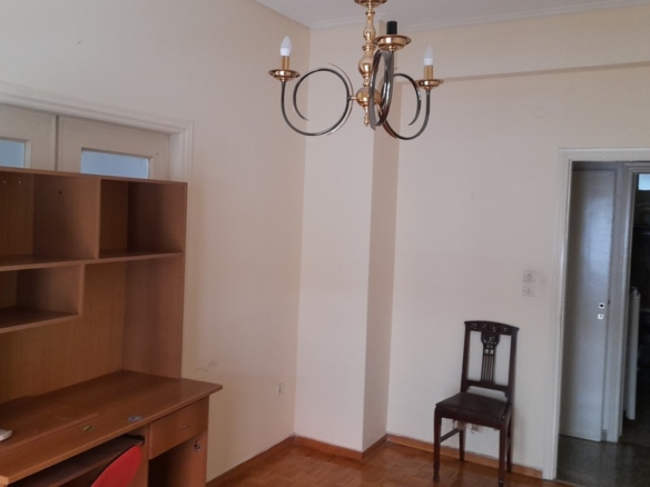 Athens. Apartment of 73 sq.m. in the first floor