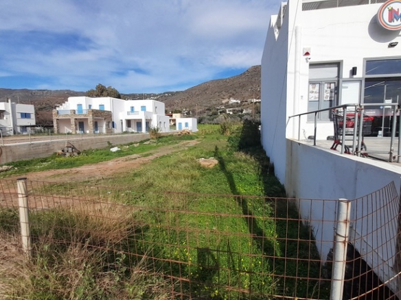 GAVRIO-ST. PETER’S BEACH. PLOT 1041.25 m2.