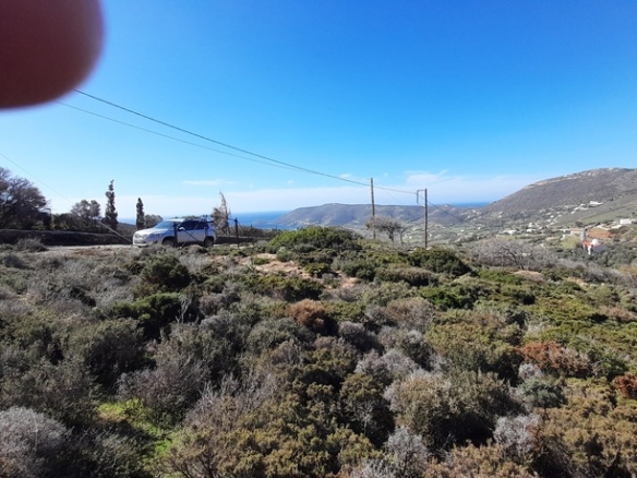 Ano Gavrio. Land 2,058 m2 buildable, with sea view.
