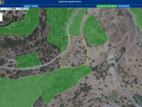 Στο δρόμο Μεσαριά-Φάλλικα. Αγροτεμάχιο 5.702 m2 οικοδομήσιμο με ελιές.