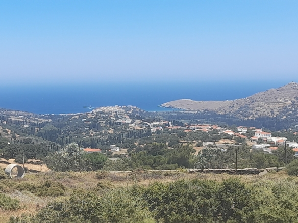Buildable Plot 10.042 sq.m. with Panoramic Sea & Chora Views in Vakoni, Mesaria.