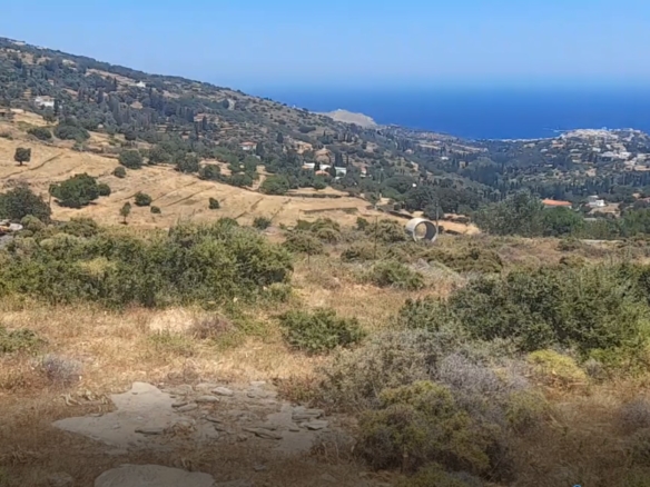 Αγροτεμάχιο 10.042 m2 με Πανοραμική Θέα στη Θάλασσα και στη Χώρα Άνδρου.